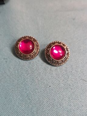 Vintage-Style Pink Cabochon Silver-Tone Clip On Earrings